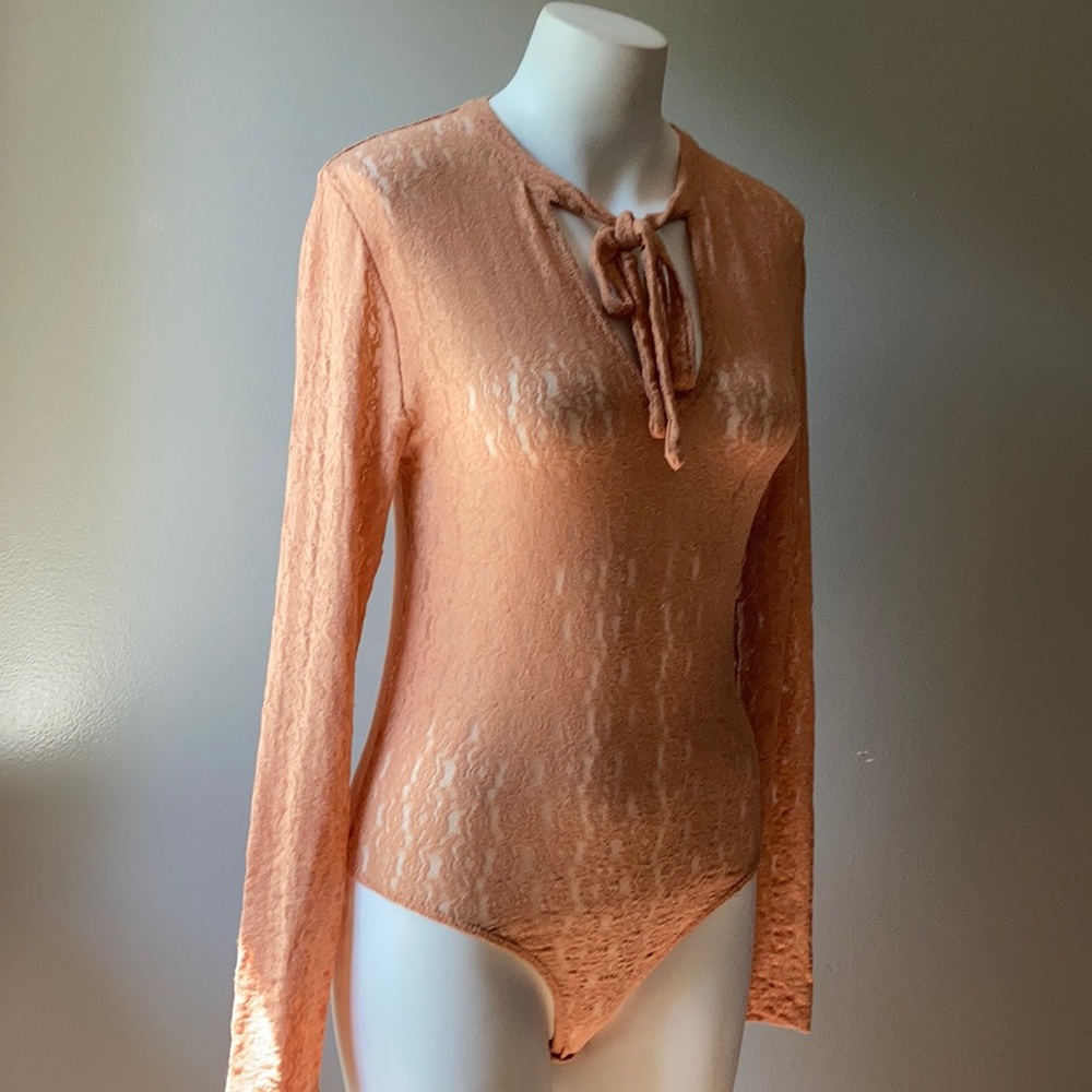 Bodysuits - Picture 2 of 4
